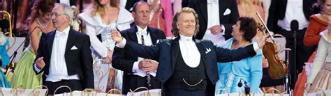 André Rieu Suurorkesterin Konsertti – Musiikki ja Täydellinen Taika Helsikingissa!